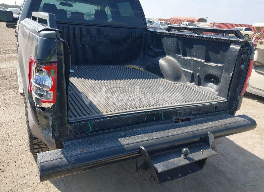 Photo 6 of 2005 Ford F-150 XLT (VIN 1FTRW12W25FB67686)