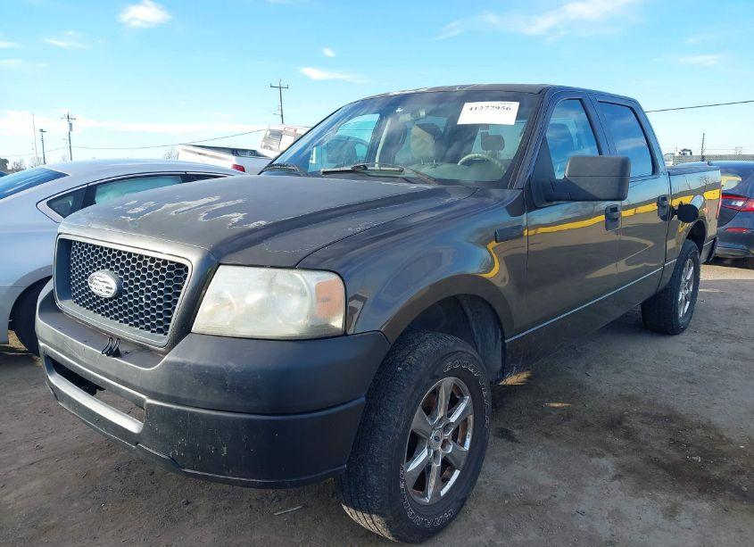 Photo 2 of 2006 Ford F-150 XLT (VIN 1FTRW12W26KA65166)