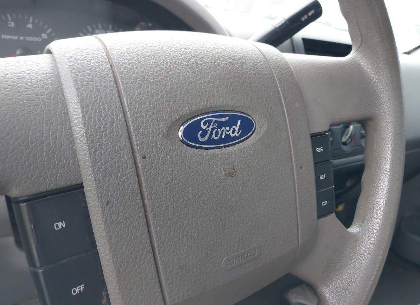 Photo 12 of 2007 Ford F-150 XLT (VIN 1FTRW12W27FA64366)