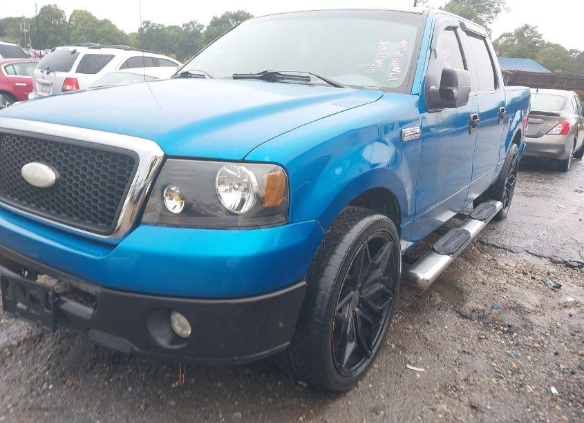 Photo 2 of 2007 Ford F-150 XLT (VIN 1FTRW12W27FA64366)