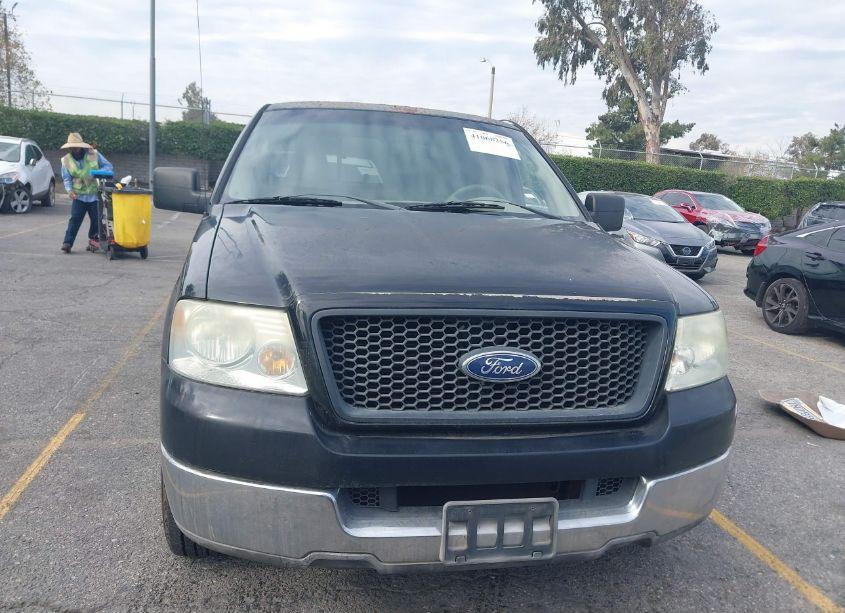 Photo 12 of 2004 Ford F-150 XLT (VIN 1FTRW12W34KB84650)