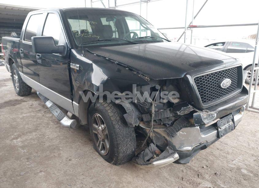 2005 Ford F-150 XLT (VIN 1FTRW12W35FB45809) main photo
