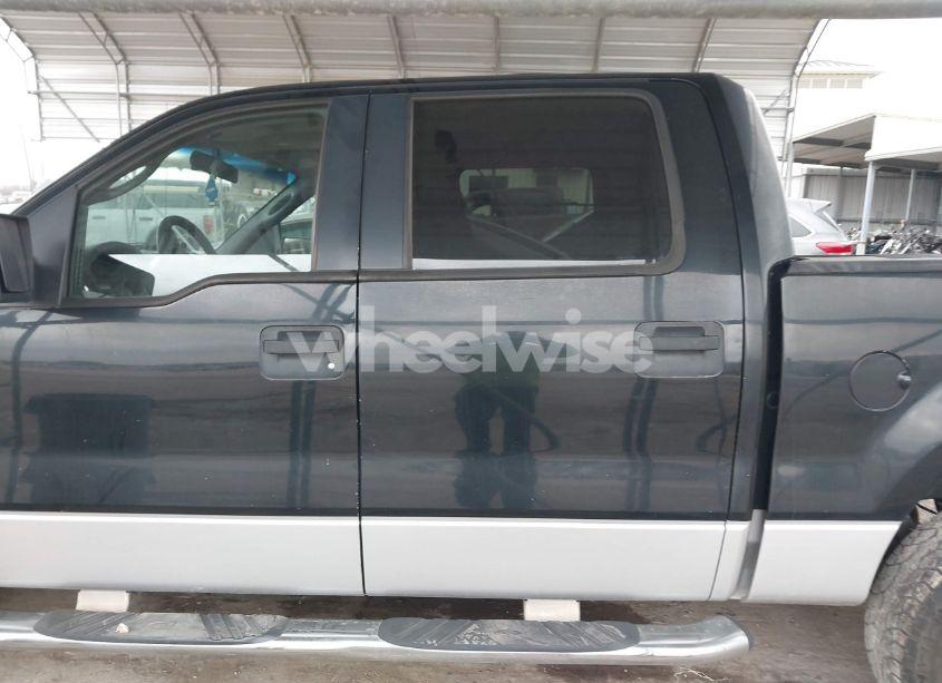 Photo 14 of 2005 Ford F-150 XLT (VIN 1FTRW12W35FB45809)