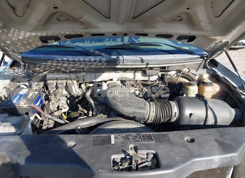 Photo 10 of 2005 Ford F-150 XLT (VIN 1FTRW12W35KC83650)