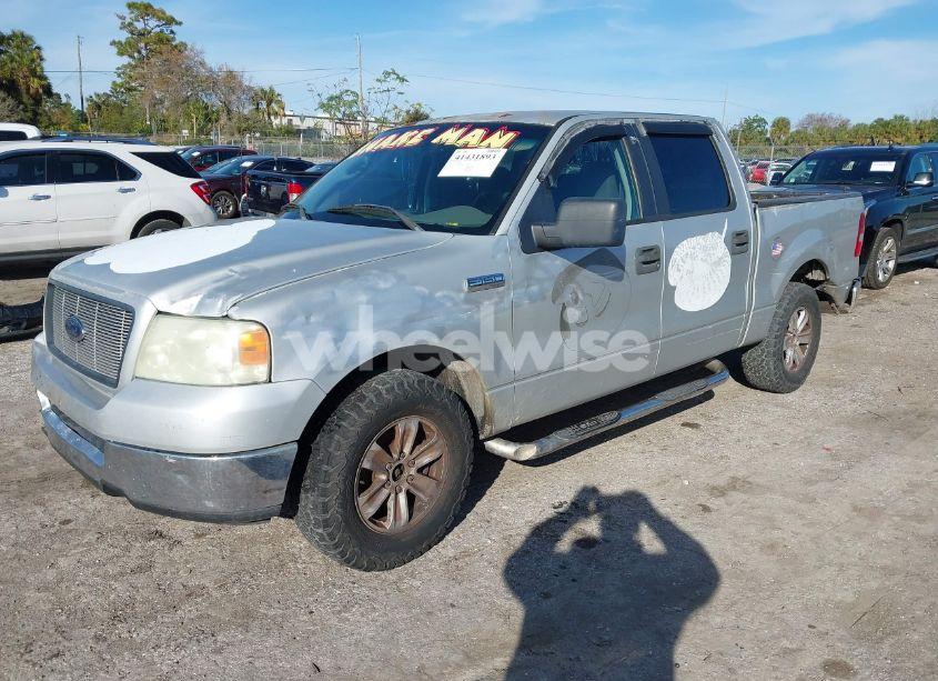 Photo 2 of 2005 Ford F-150 XLT (VIN 1FTRW12W35KC83650)