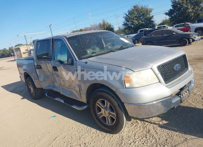 2005 Ford F-150 XLT (VIN 1FTRW12W35KD32409) main photo