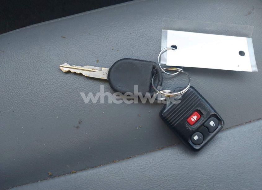 Photo 11 of 2005 Ford F-150 XLT (VIN 1FTRW12W35KD32409)