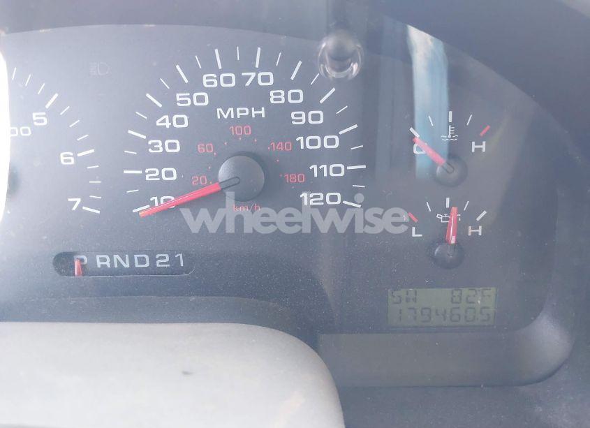 Photo 7 of 2005 Ford F-150 XLT (VIN 1FTRW12W35KD32409)
