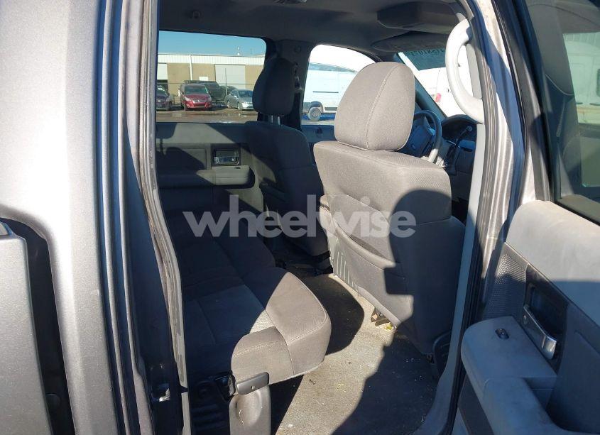 Photo 8 of 2006 Ford F-150 XLT (VIN 1FTRW12W36KD92238)