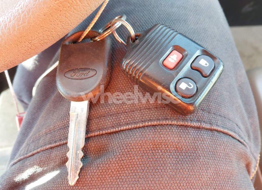 Photo 11 of 2004 Ford F-150 XLT (VIN 1FTRW12W44KD01717)