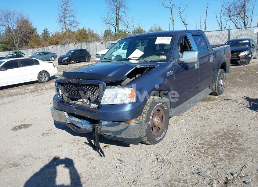 Photo 2 of 2004 Ford F-150 XLT (VIN 1FTRW12W44KD01717)