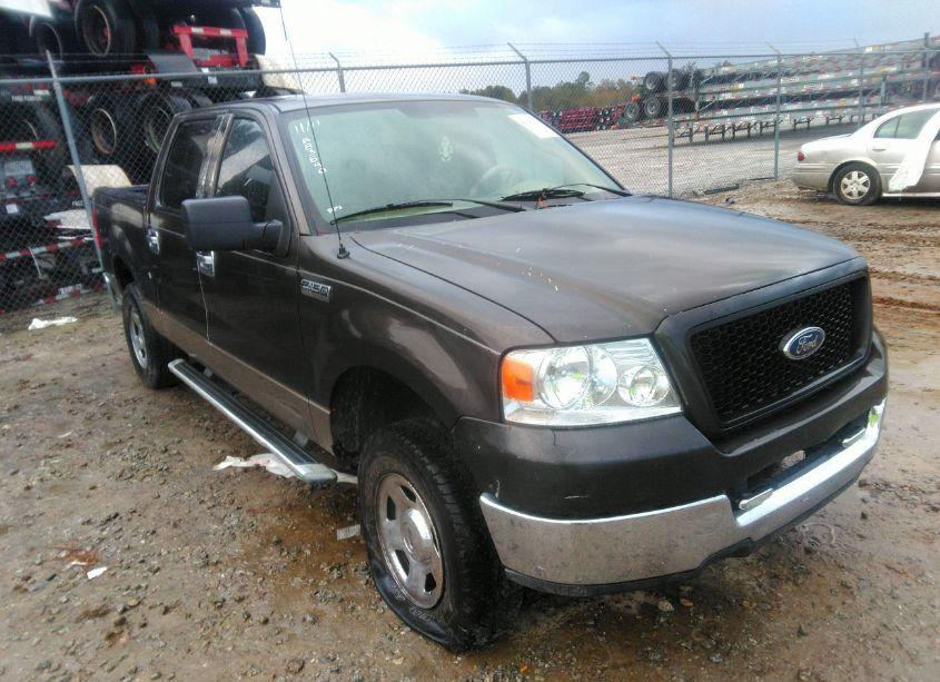 2005 Ford F-150 XLT (VIN 1FTRW12W45FA83840) main photo
