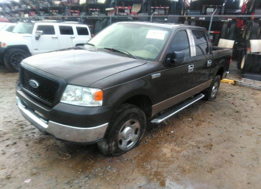 Photo 2 of 2005 Ford F-150 XLT (VIN 1FTRW12W45FA83840)