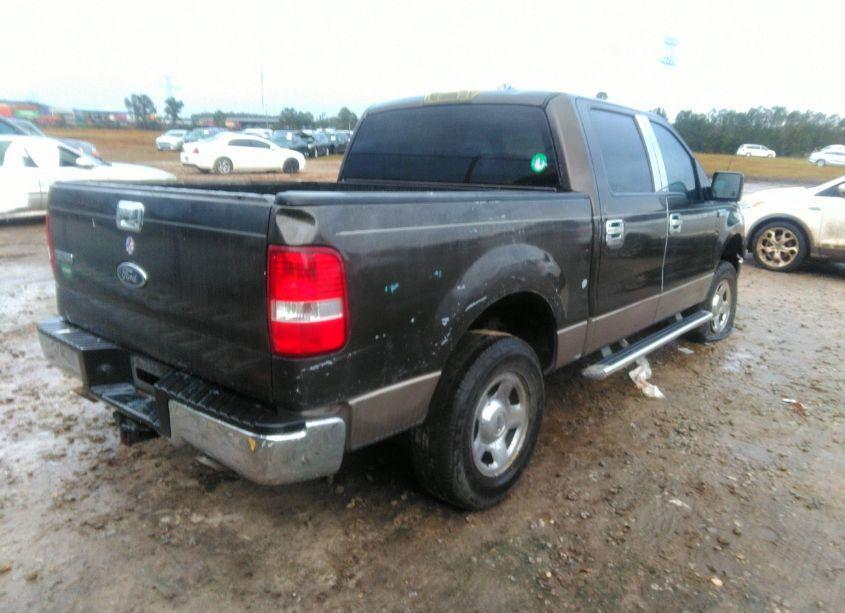 Photo 4 of 2005 Ford F-150 XLT (VIN 1FTRW12W45FA83840)