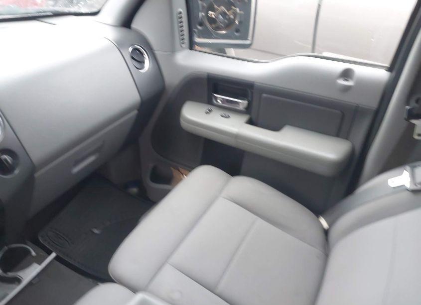 Photo 5 of 2007 Ford F-150 XLT (VIN 1FTRW12W47KB21903)