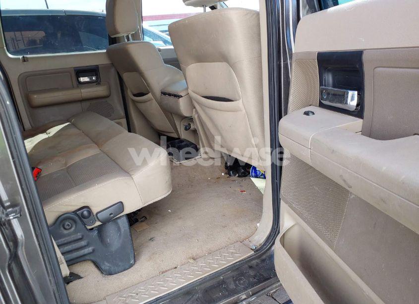 Photo 8 of 2007 Ford F-150 XLT (VIN 1FTRW12W47KB94138)