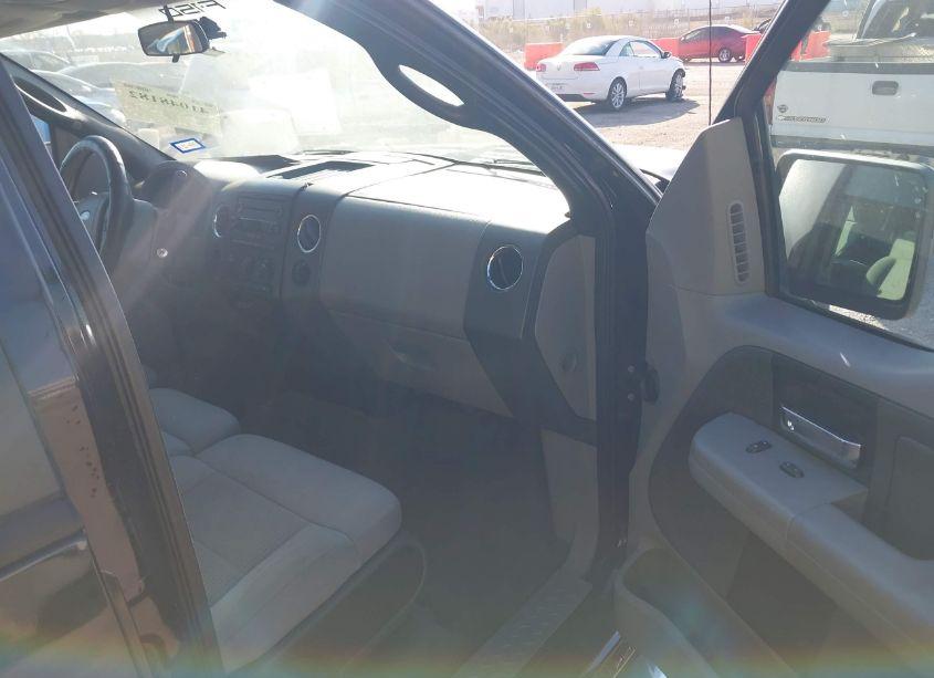 Photo 5 of 2007 Ford F-150 XLT (VIN 1FTRW12W47KD18148)