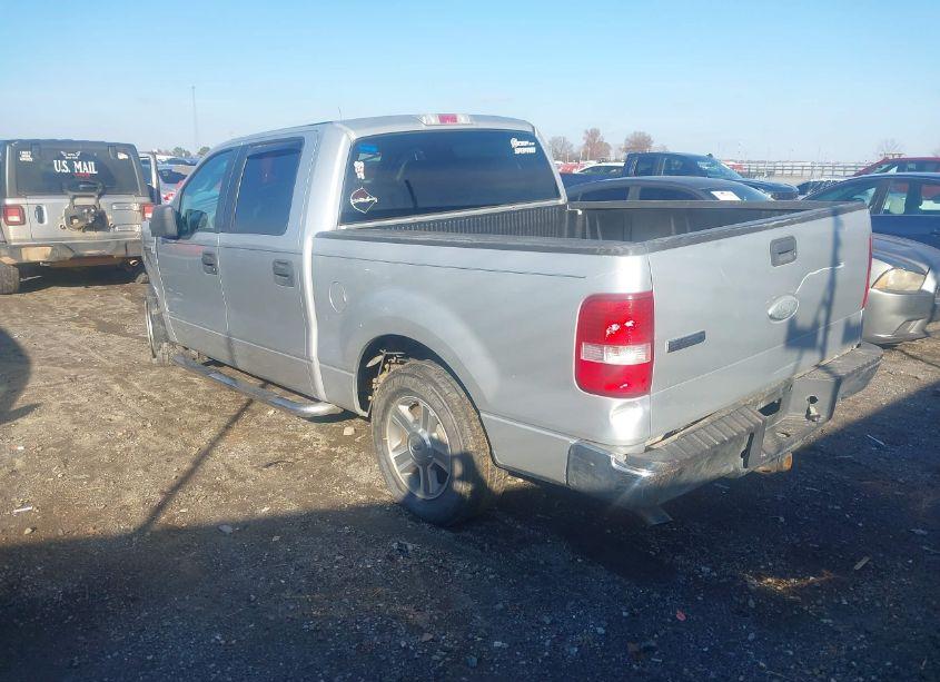 Photo 3 of 2006 Ford F-150 XLT (VIN 1FTRW12W56FA68829)