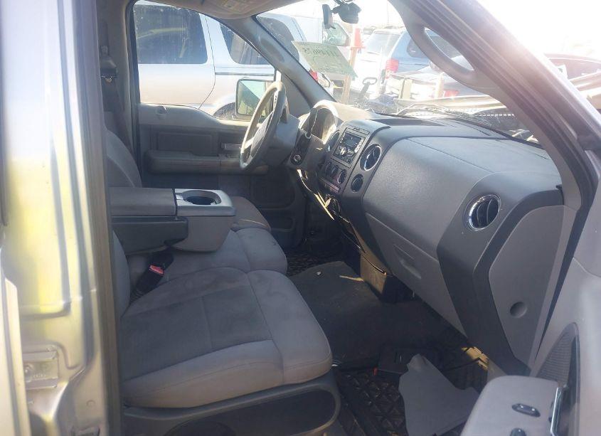 Photo 5 of 2006 Ford F-150 XLT (VIN 1FTRW12W56FA68829)