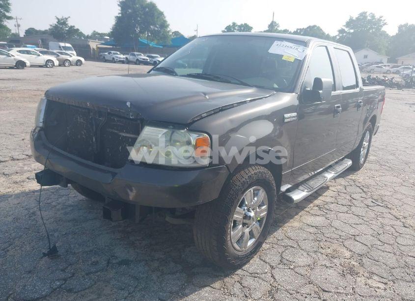 Photo 2 of 2007 Ford F-150 XLT (VIN 1FTRW12W57KC02330)