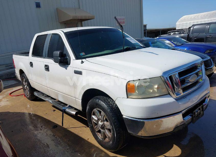 2007 Ford F-150 XLT (VIN 1FTRW12W57KC48644) main photo