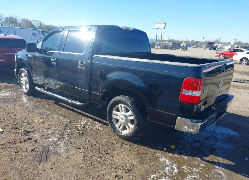 Photo 3 of 2004 Ford F-150 XLT (VIN 1FTRW12W64KC99176)