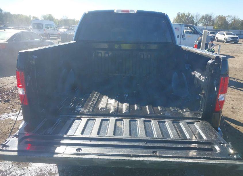 Photo 8 of 2004 Ford F-150 XLT (VIN 1FTRW12W64KC99176)