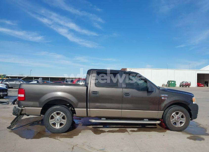Photo 13 of 2005 Ford F-150 XLT (VIN 1FTRW12W65FA65470)