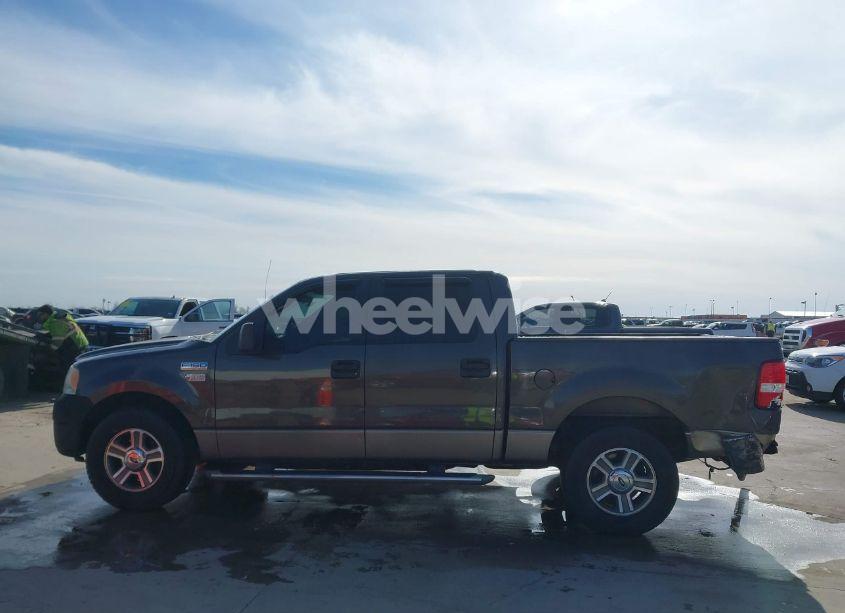 Photo 14 of 2005 Ford F-150 XLT (VIN 1FTRW12W65FA65470)