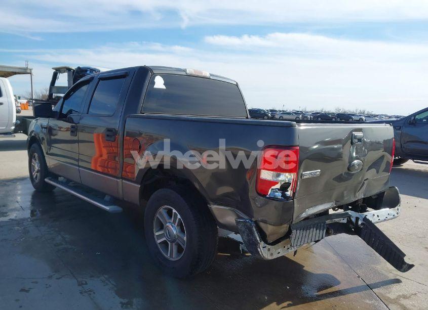 Photo 3 of 2005 Ford F-150 XLT (VIN 1FTRW12W65FA65470)