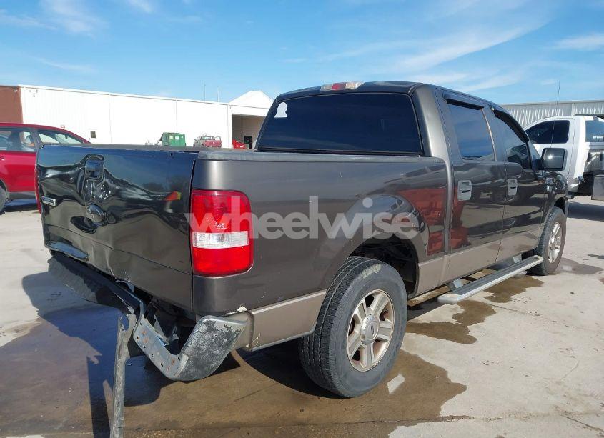 Photo 4 of 2005 Ford F-150 XLT (VIN 1FTRW12W65FA65470)