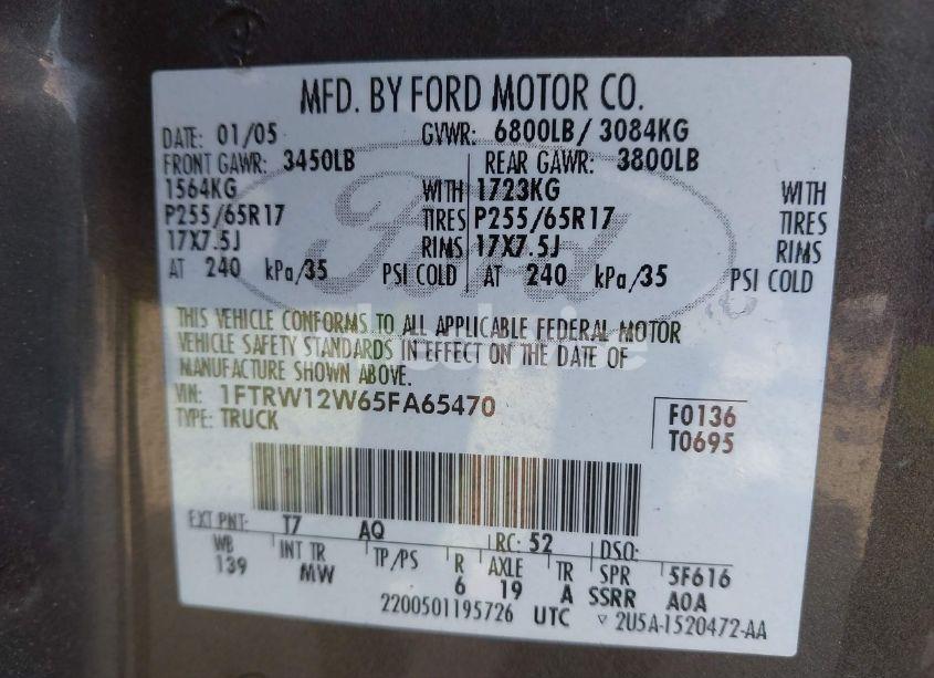 Photo 9 of 2005 Ford F-150 XLT (VIN 1FTRW12W65FA65470)