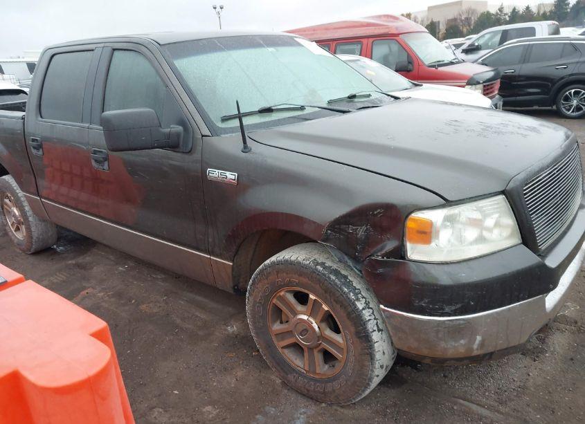 2005 Ford F-150 XLT (VIN 1FTRW12W65FB51426) main photo