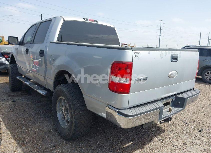 Photo 3 of 2007 Ford F-150 XLT (VIN 1FTRW12W67KD09189)