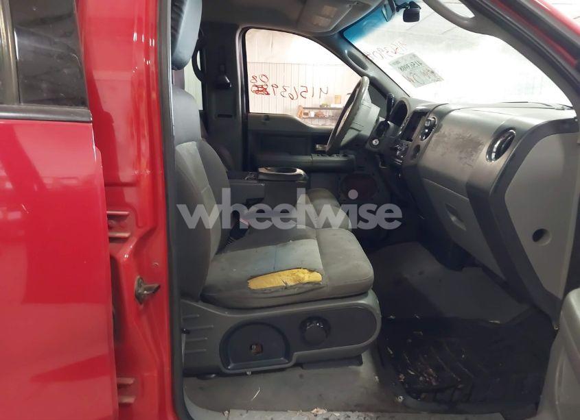 Photo 5 of 2004 Ford F-150 XLT (VIN 1FTRW12W74KC36698)