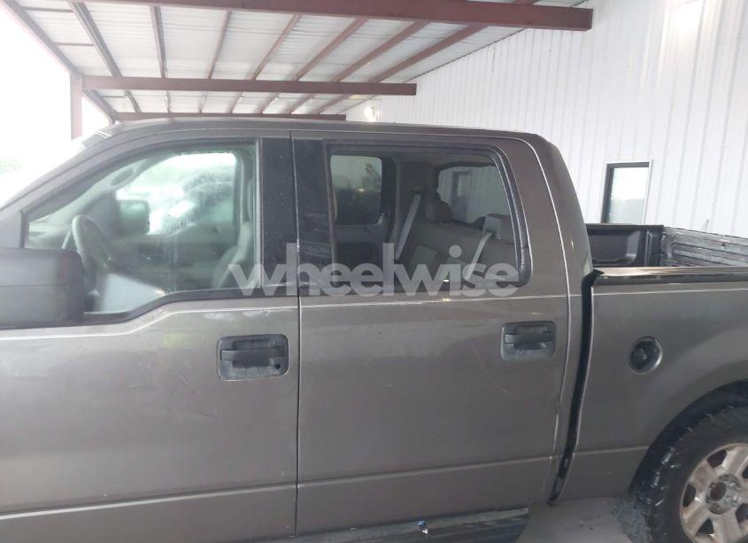 Photo 6 of 2004 Ford F-150 XLT (VIN 1FTRW12W74KD10296)