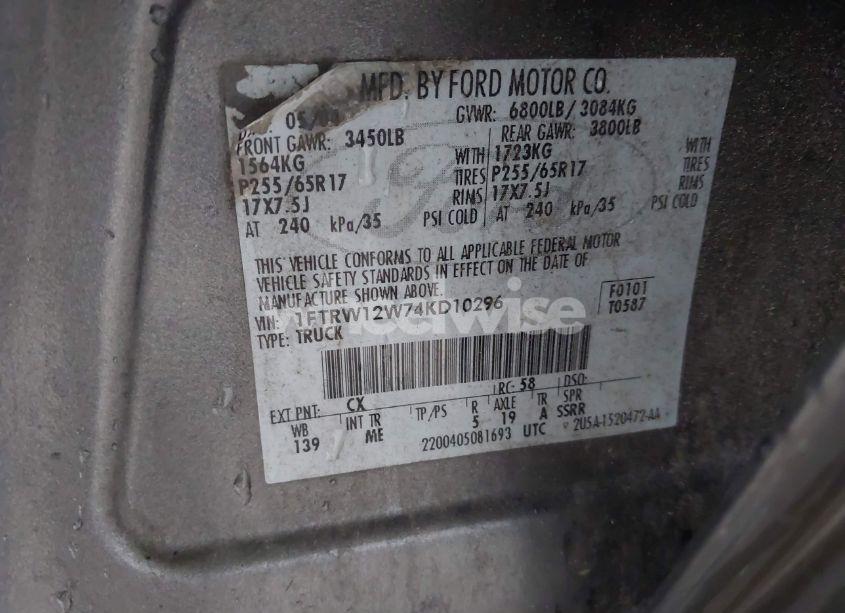 Photo 9 of 2004 Ford F-150 XLT (VIN 1FTRW12W74KD10296)