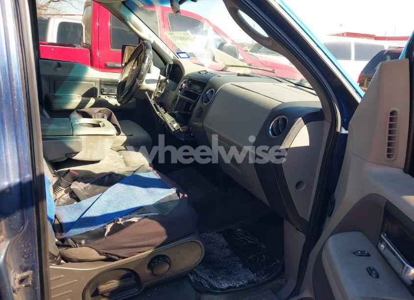 Photo 5 of 2005 Ford F-150 XLT (VIN 1FTRW12W75KF12573)