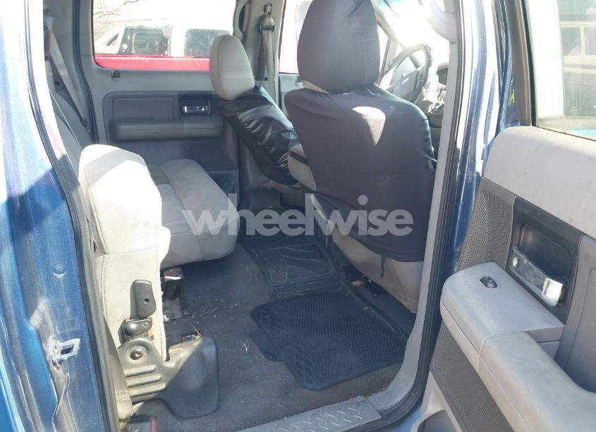 Photo 8 of 2005 Ford F-150 XLT (VIN 1FTRW12W75KF12573)