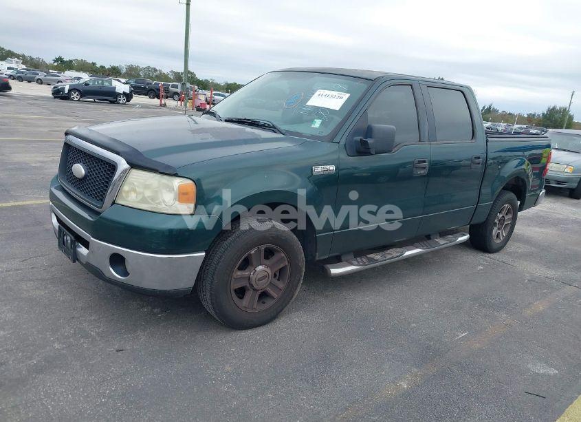 Photo 2 of 2007 Ford F-150 XLT (VIN 1FTRW12W77KD03529)