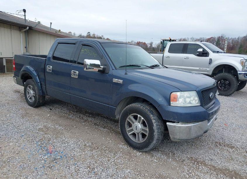 2004 Ford F-150 XLT (VIN 1FTRW12W84KC33213) main photo