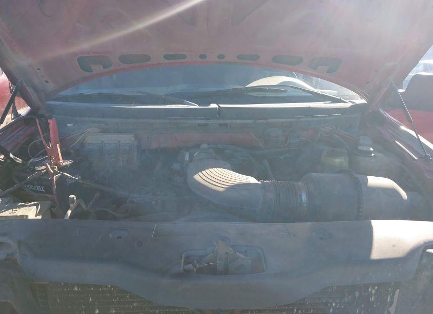 Photo 10 of 2005 Ford F-150 XLT (VIN 1FTRW12W85KC83353)