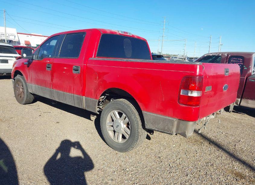 Photo 3 of 2005 Ford F-150 XLT (VIN 1FTRW12W85KC83353)