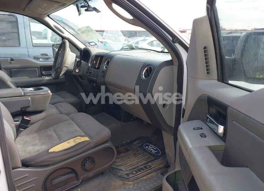 Photo 5 of 2005 Ford F-150 XLT (VIN 1FTRW12W85KE96691)