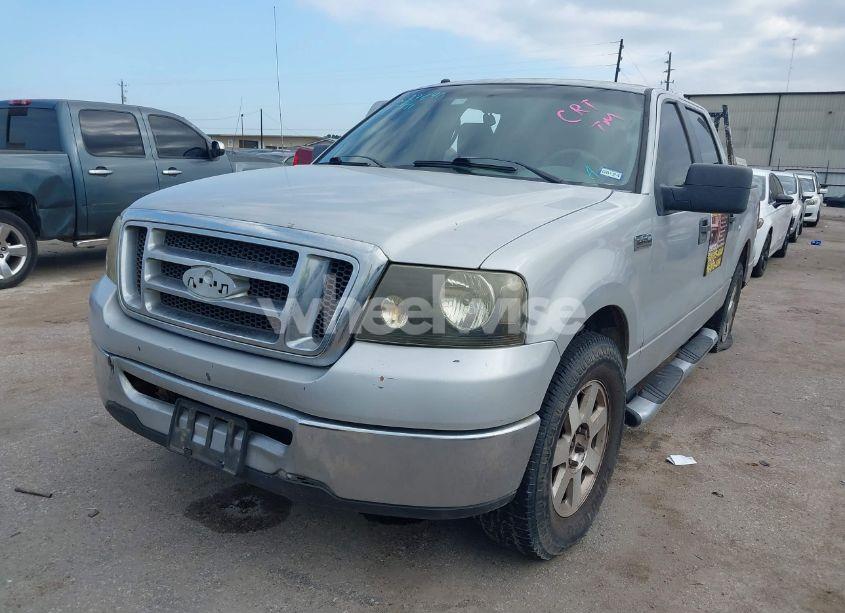 Photo 2 of 2007 Ford F-150 XLT (VIN 1FTRW12W87KC34561)