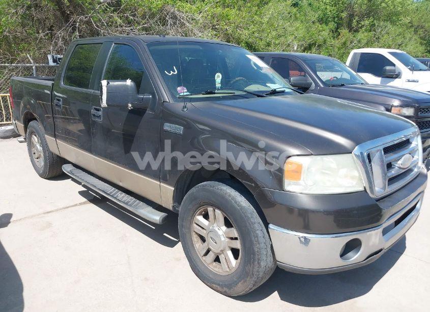 2007 Ford F-150 XLT (VIN 1FTRW12W87KC93819) main photo