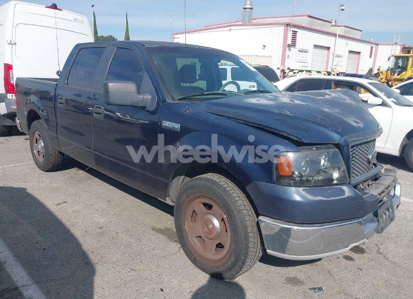 2005 Ford F-150 XLT (VIN 1FTRW12W95FA28428) main photo