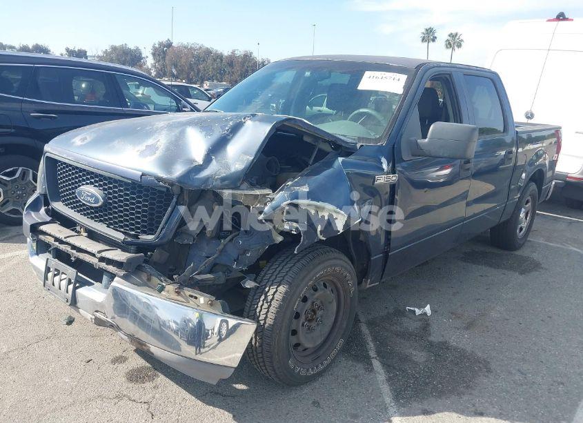 Photo 2 of 2005 Ford F-150 XLT (VIN 1FTRW12W95FA28428)