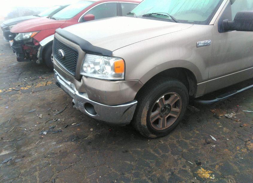 Photo 13 of 2006 Ford F-150 XLT (VIN 1FTRW12W96FB64639)