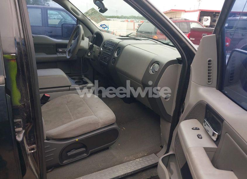 Photo 5 of 2006 Ford F-150 XLT (VIN 1FTRW12W96KD90008)